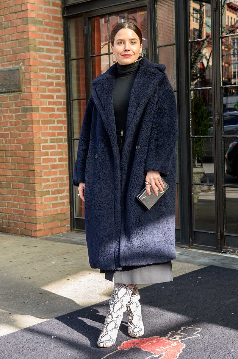 SOLO STORIES. (JANUARY 10TH, 2019: NEW YORK, NY)