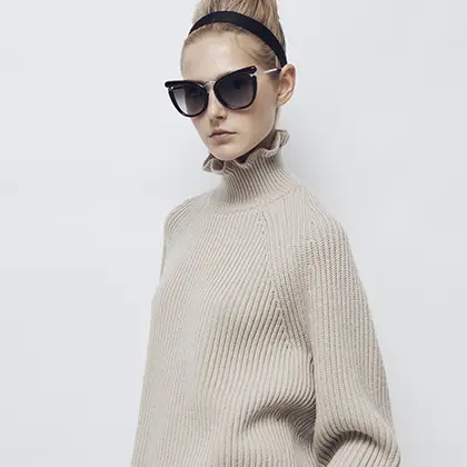 Strickware und Sweatshirts